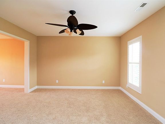 3rd image of 709 Griffin Way