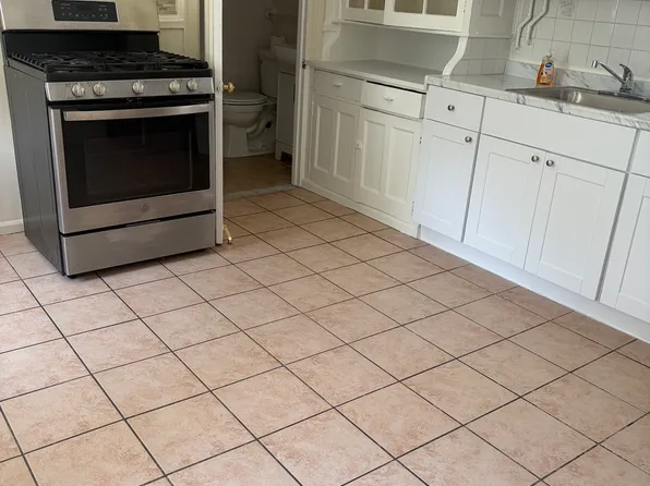 68 Haseco Ave Floor 1, Pt Chester, NY 10573