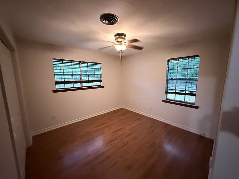 5651 William And Mary St — Photo 7
