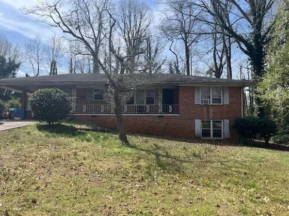 2333 Oakridge Ct, Decatur, GA 30032