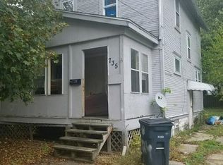 735 Carlysle St, Akron, OH 44310