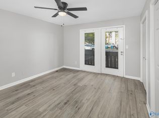 9018 Mahogany Row SE APT A, Huntsville, AL 35802