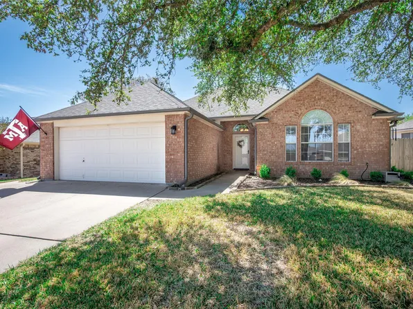 2407 Kingsbury Dr, Temple, TX 76502