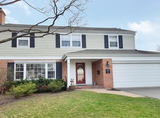 2107 Larkdale Dr, Glenview, IL
