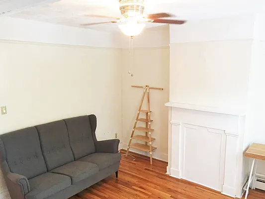 Rented by Remax Real Estate Professionals | media 20