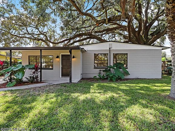 2nd image of 5110 CORSAIR Avenue