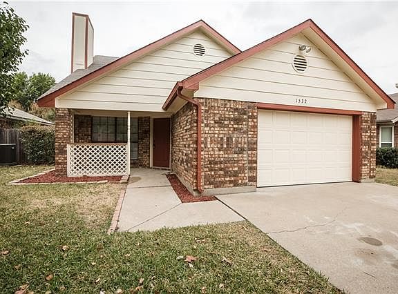 2nd image of 1532 Hunting Green Dr