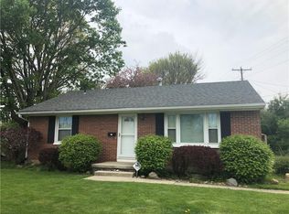 1810 Portage Path, Springfield, OH 45506