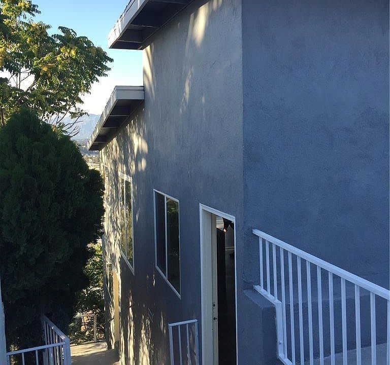 1st image of 3873 Dwiggins St #B