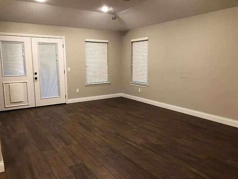 6315 Canyon Rock Way — Photo 35