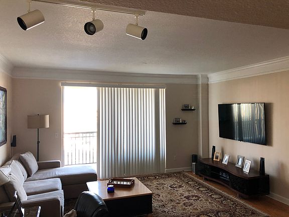 2nd image of 345 Bayshore Blvd APT 812