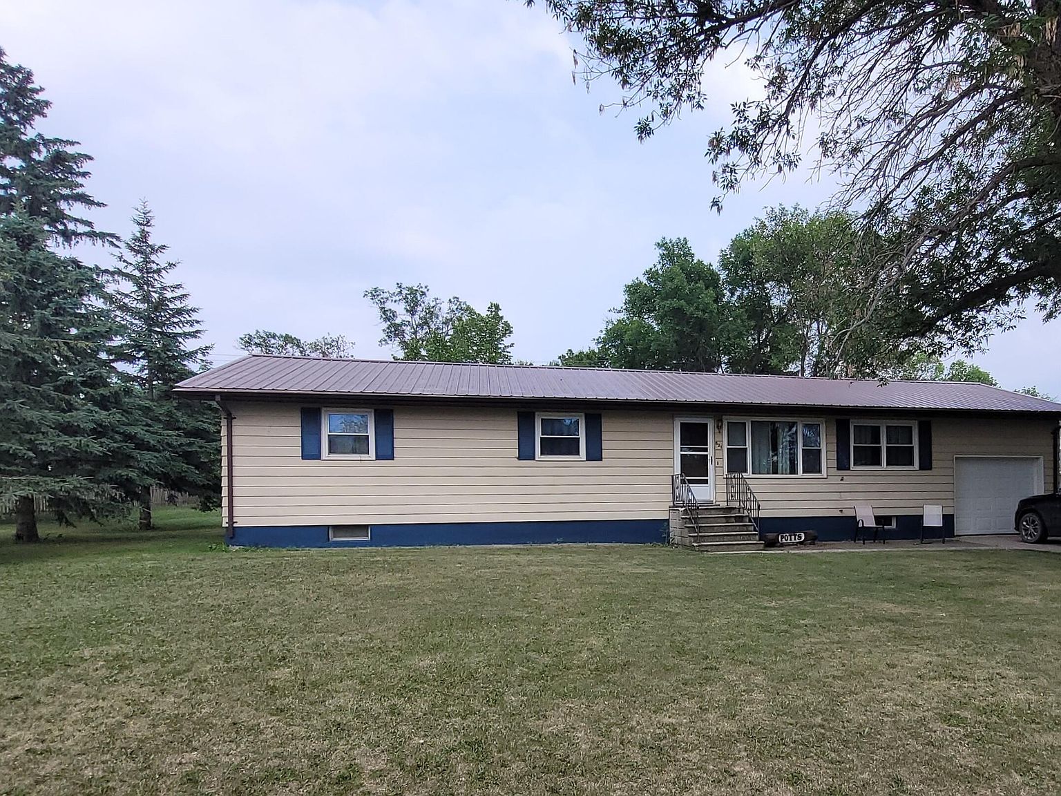 521 2nd St NW, Lamoure, ND 58458 MLS 4008461 Zillow