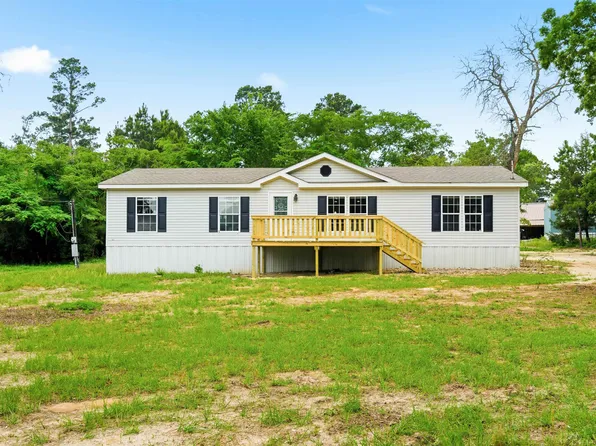 17296 Oak Dr, Lindale, TX 75771