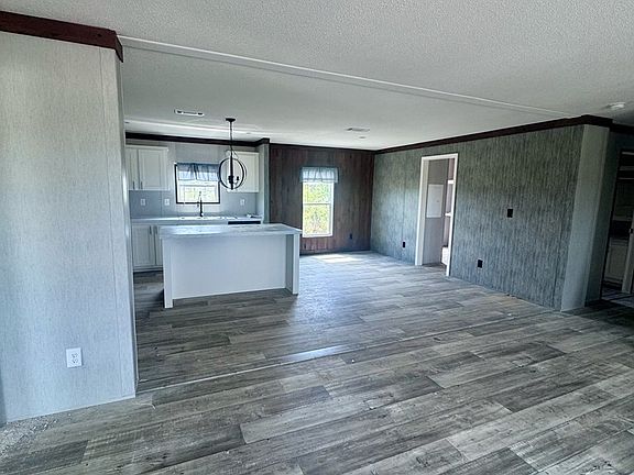 5th image of 67 Long Leaf Rd