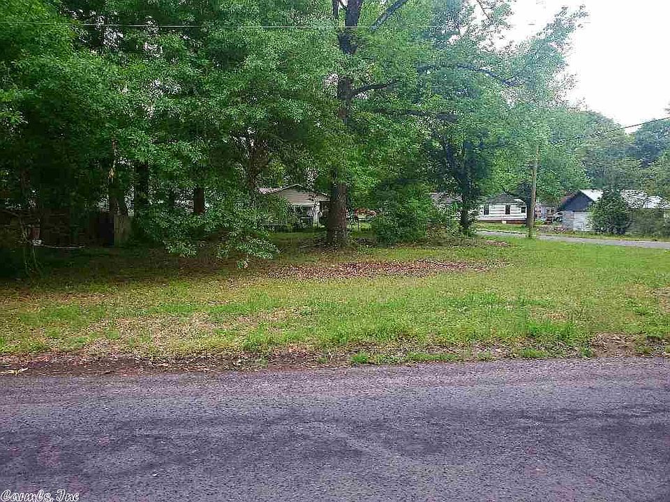 2nd image of E Sullenberger Ave