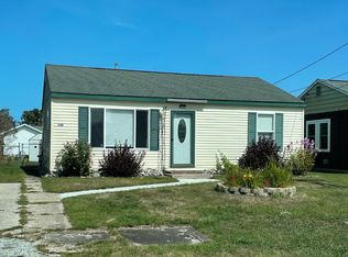 509 1st St N, Oscoda, MI