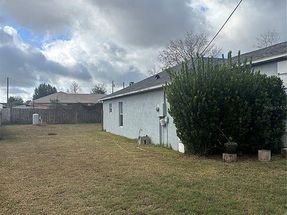 3rd image of 86 Juniper Loop Cir