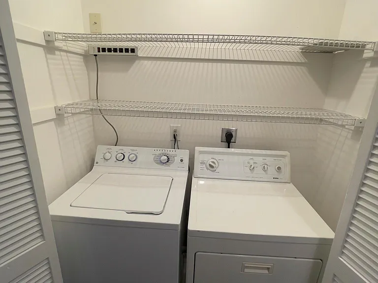 608 University Rdg #2B — Photo 13