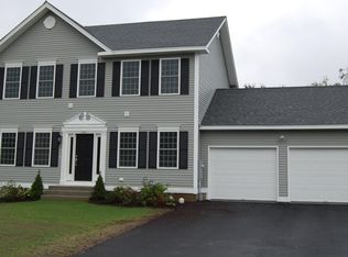 1 Claire St #79, Merrimack, NH 03054