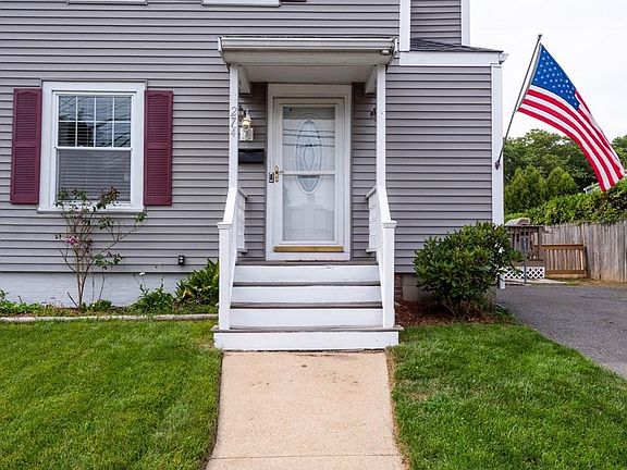 3rd image of 274 Lynnfield St