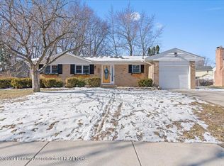 1981 Rutgers Cir, East Lansing, MI 48823