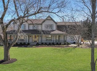 6715 W 194th St, Stilwell, KS 66085