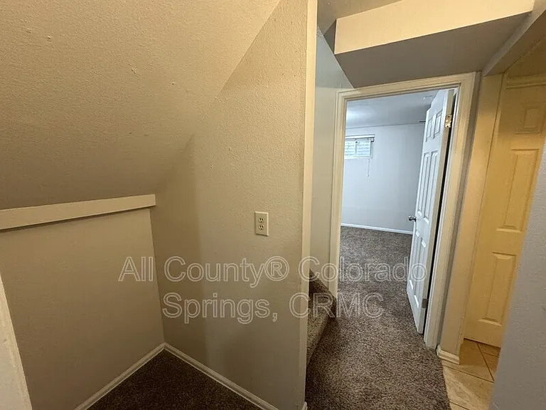 1138 Delaware Dr — Photo 19