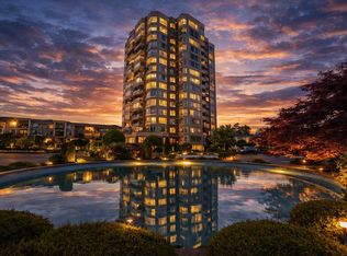 3190 Gladwin Rd #102, Abbotsford, BC V2T 5T2
