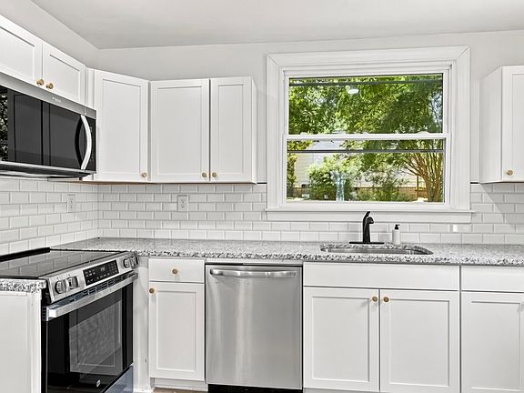 2nd image of 2952 Winston Churchill Dr