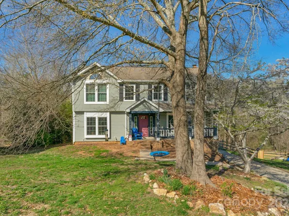 12658 Woodside Falls Rd, Pineville, NC 28134