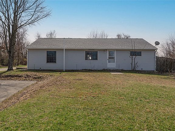 2nd image of 3719 Kemp Rd