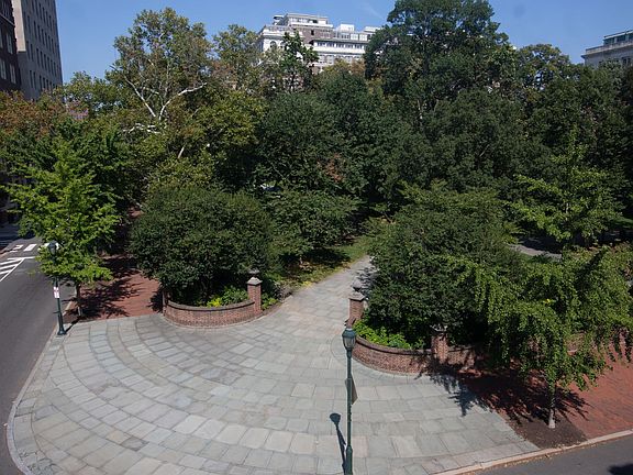 2nd image of 706 S Washington Sq #3R