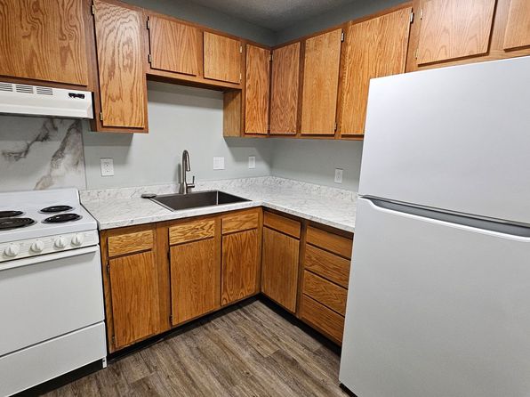 3317 E 15th St APT 41