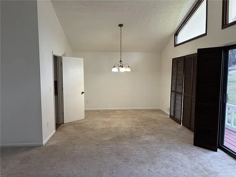 5252 Enchanted Cv — Photo 3