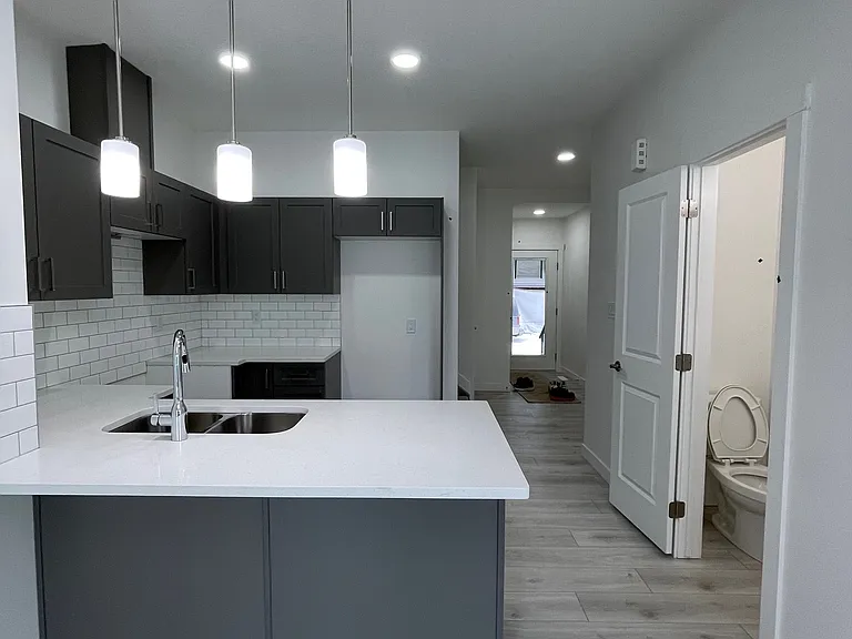 2710 66th St SW — Photo 47