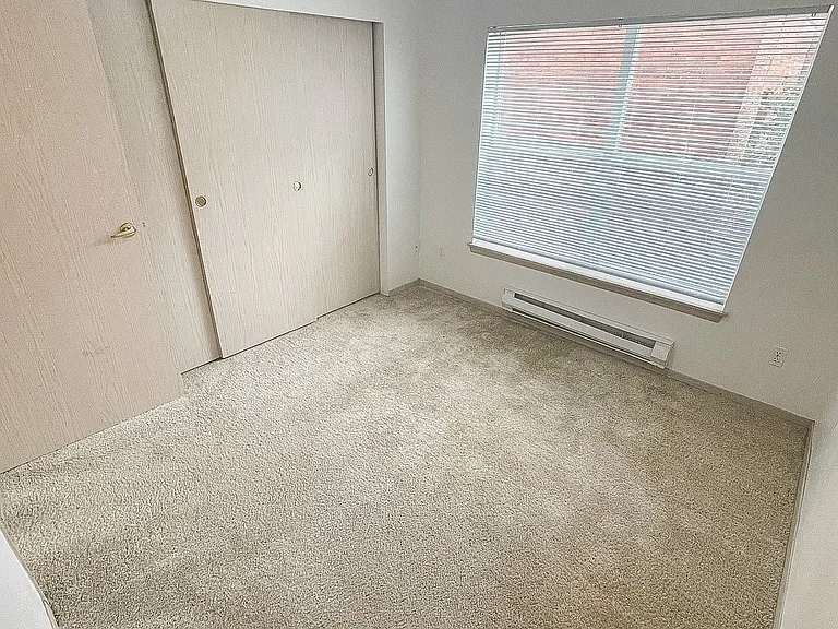 Clearwater and Star Apartments — Photo 52