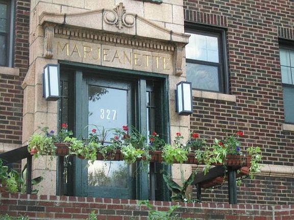 4th image of 327 N Taylor Ave APT 305