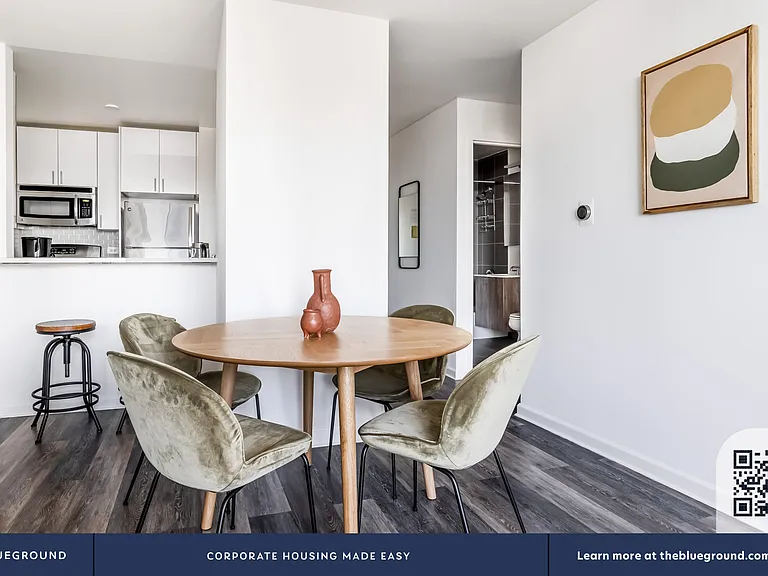 520 W 43rd St #24F — Photo 5