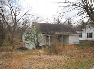 206 N Zion St, Winnsboro, SC 29180