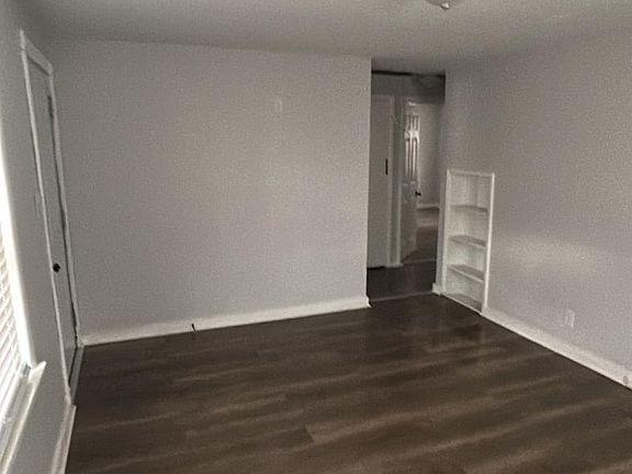 4th image of 1720 Nelle St