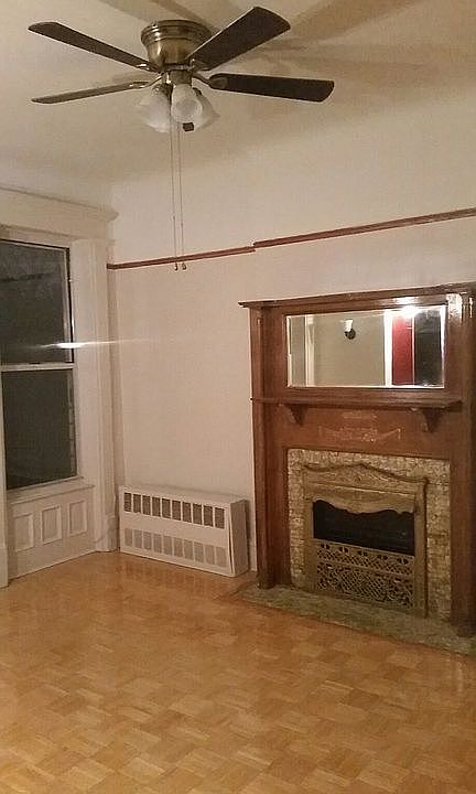 2nd image of 150 Bainbridge St
