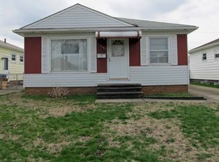 3103 Park Dr, Parma, OH