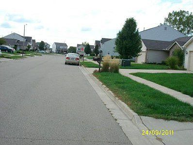 2nd image of 2261 Patterson Ln E