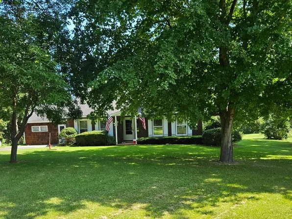 110 Independence Ln Lane, Hannacroix, NY 12087