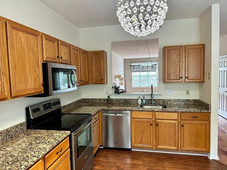 854 N Waterford Ln — Photo 9