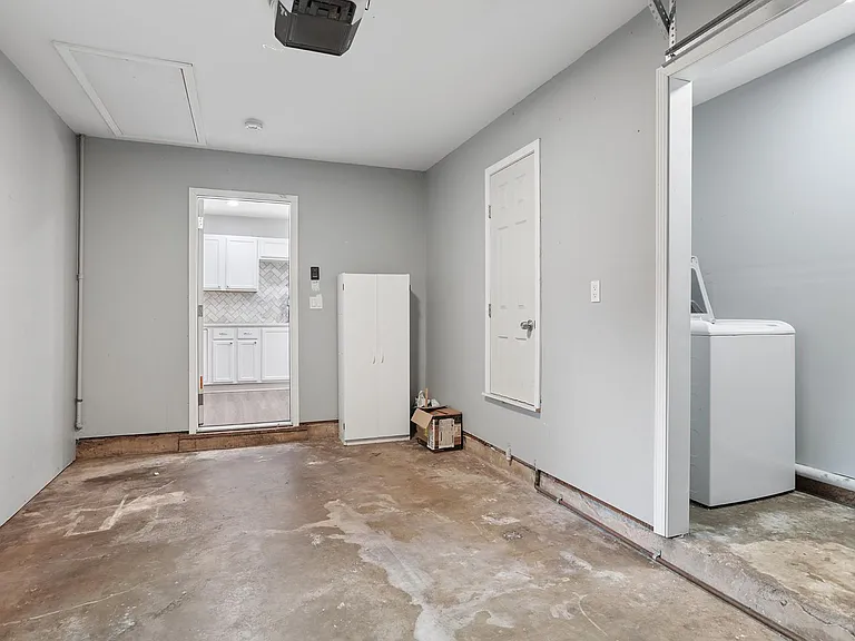 2308 Devonshire Dr #A — Photo 12