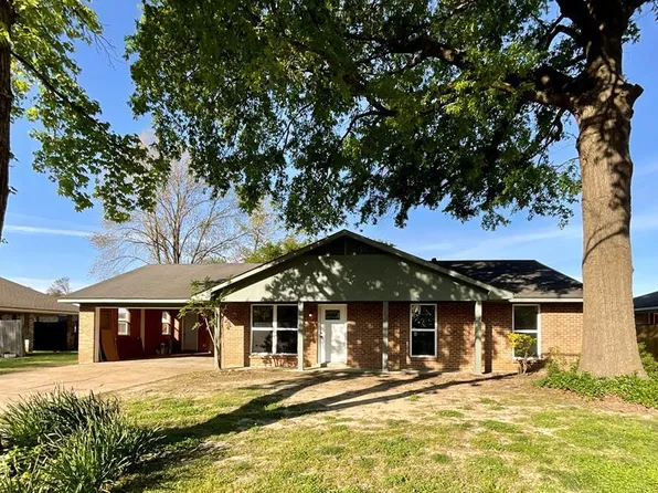 2477 Hummingbird Dr, Greenville, MS 38701