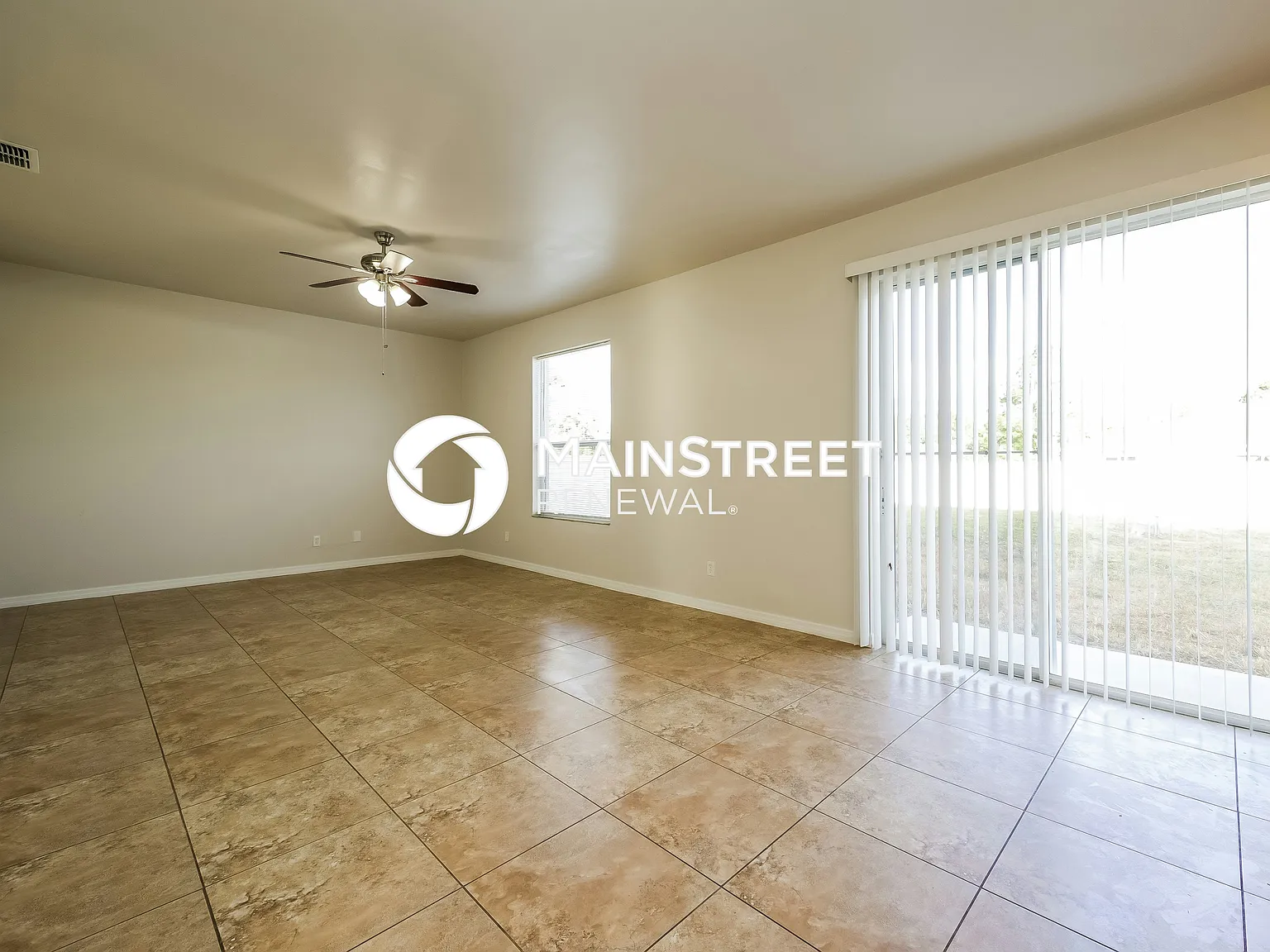 825 Eisenhower Blvd — Photo 4