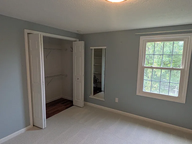 Streamvale Cir — Photo 55