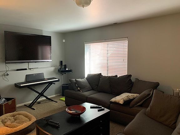 Family/entertainment room